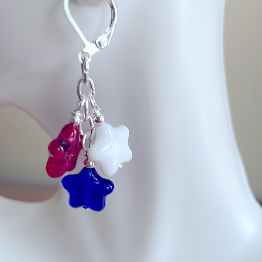 HAND CRAFTED RED WHITE & BLUE STAR EARRINGS